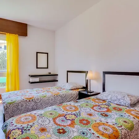Barca Do Lago - 3 Bed. - アパート